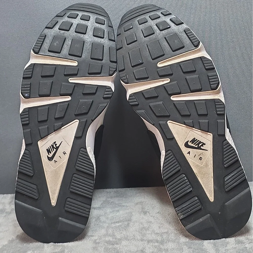 Size 9.5 - Nike Air Huarache OG Orca